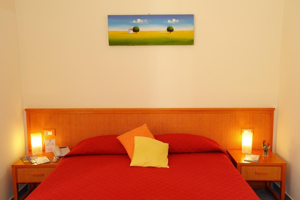 Sharon House Hotel อามาลฟี ห้อง รูปภาพ